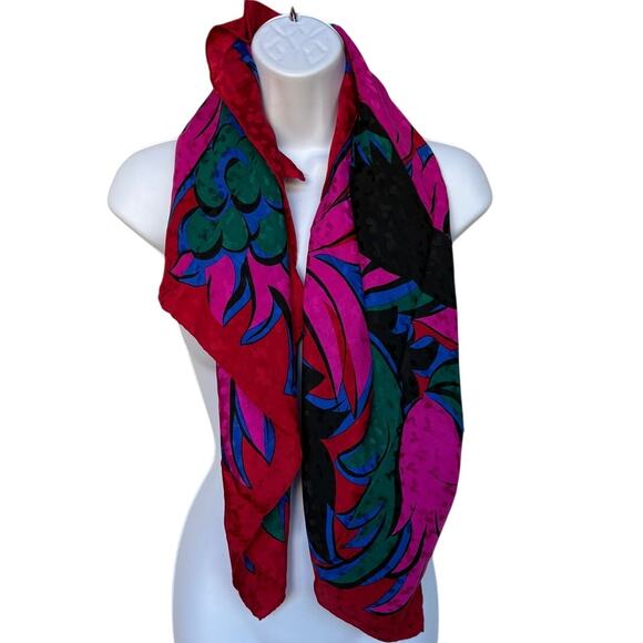 YSL Maximalist Vintage Large Square Silk Scarf with Bird in Flight - Minor Flaws - Picture 3 of 12